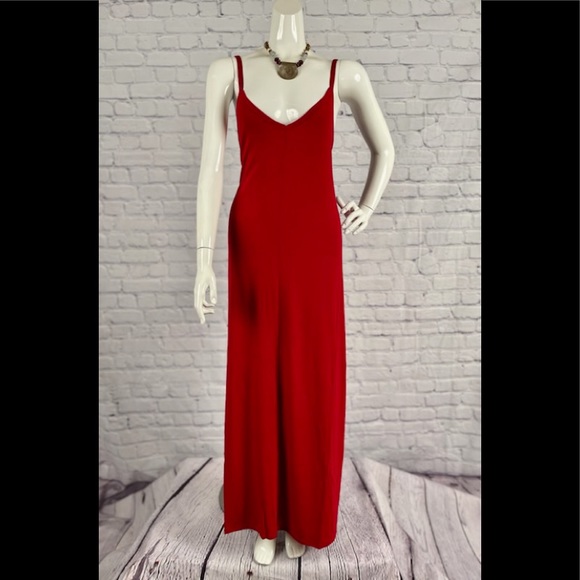 Plus Size V Neck Cami  Red Maxi Dress Size various - Picture 9 of 10